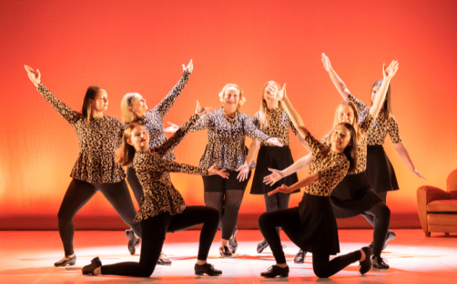Tableau final du spectacle de danse claquettes à bruges